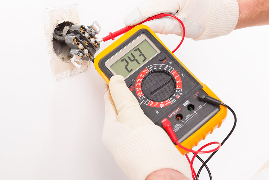 Professional Electrician in Ona